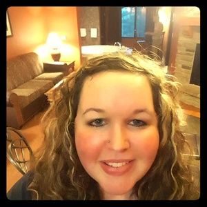 Meet your Posher, Katrina